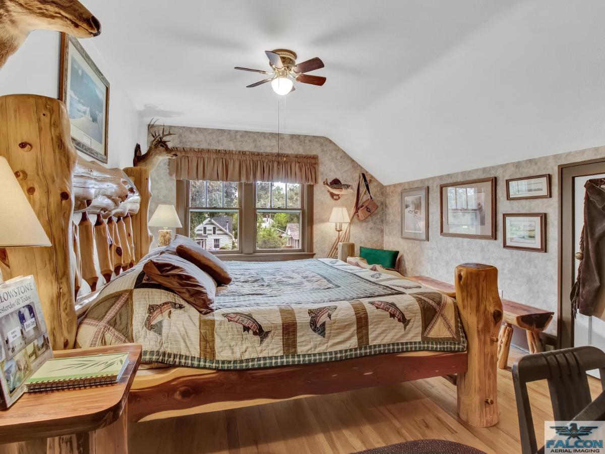 Robins Nest Bed & Breakfast Коуди Екстериор снимка